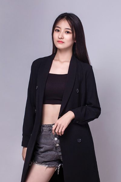 熱烈祝賀我校楊雨昕同學(xué)通過(guò)中國民航大學(xué)專(zhuān)業(yè)考試
